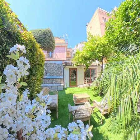 فيلة Al Duomo Private تاورمينا