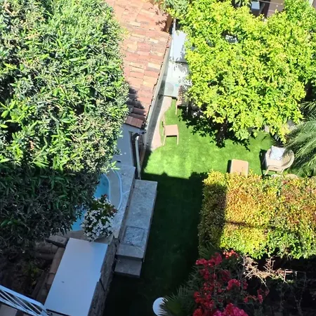 فيلة Al Duomo Private *